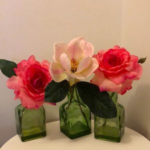 Set of 3 faux flower decorations